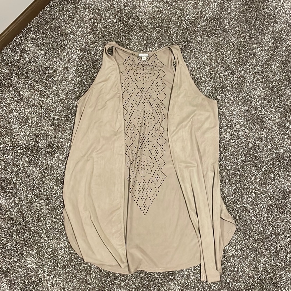 Fun tan suede cover